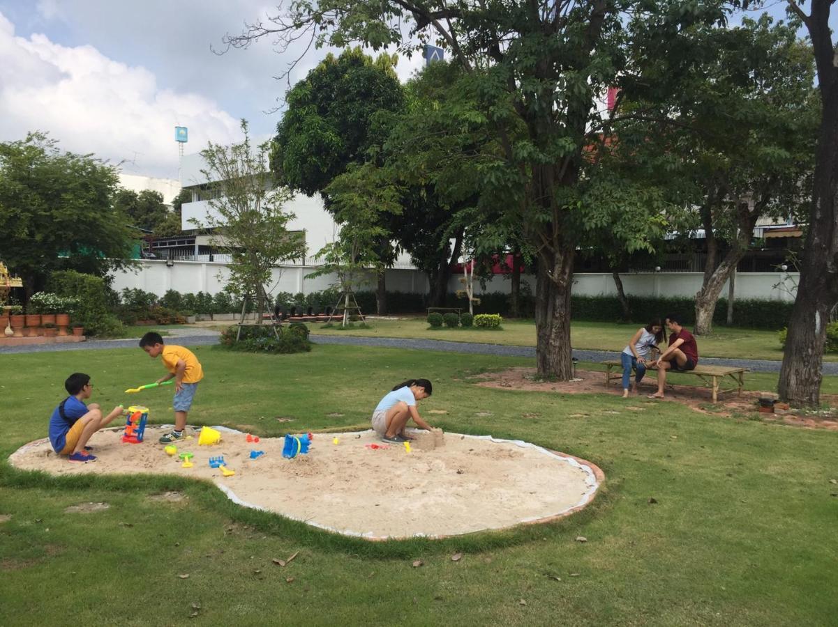 Baan Suan Krung Kao Hotel Phra Nakhon Si Ayutthaya Buitenkant foto
