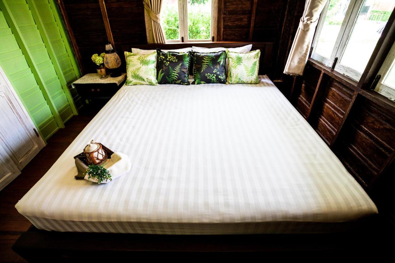 Baan Suan Krung Kao Hotel Phra Nakhon Si Ayutthaya Buitenkant foto